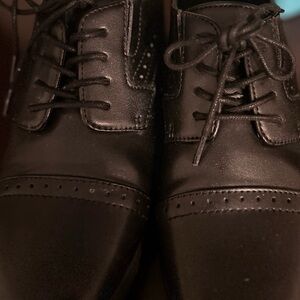 Stafford Black Boys Lace-Up Cap-Toe Dress Shoes